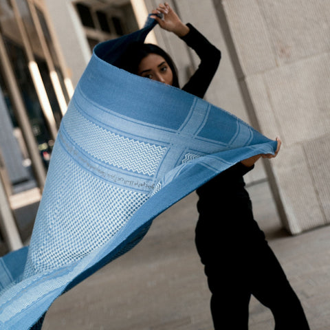 BLUE LINEN SHAWL GRAY WAVES