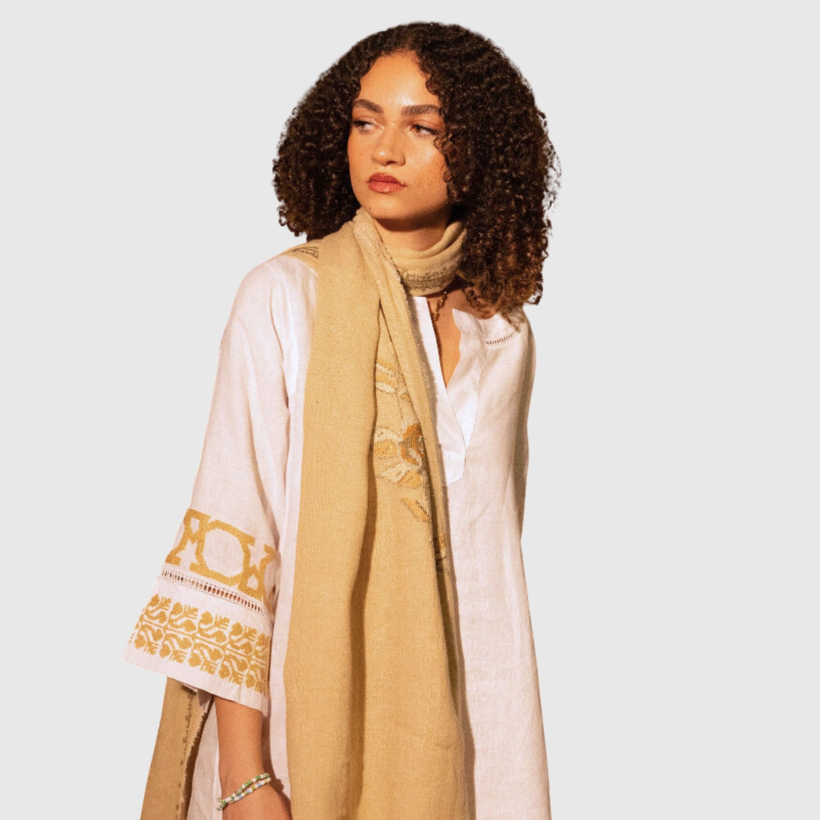 WHITE SHORT LINEN DRESS | GOLD SINEAD - Sep textiles SEP Textiles UG WHITE SHORT LINEN DRESS | GOLD SINEAD - Sep textiles SEP Textiles UG