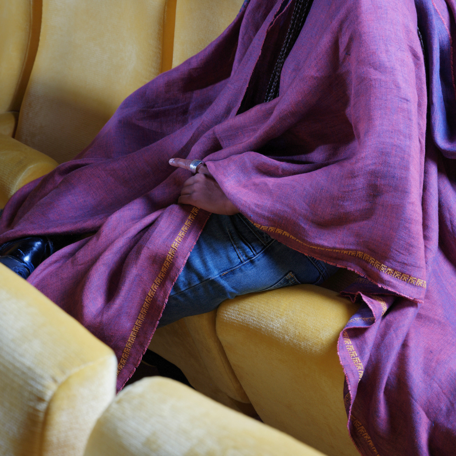RED LINEN SHAWL BLUE SULTAN HAN