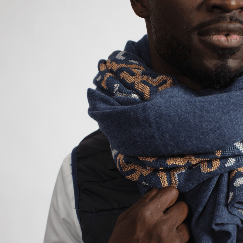 NOTTE BLUE CASHMERE SHAWL