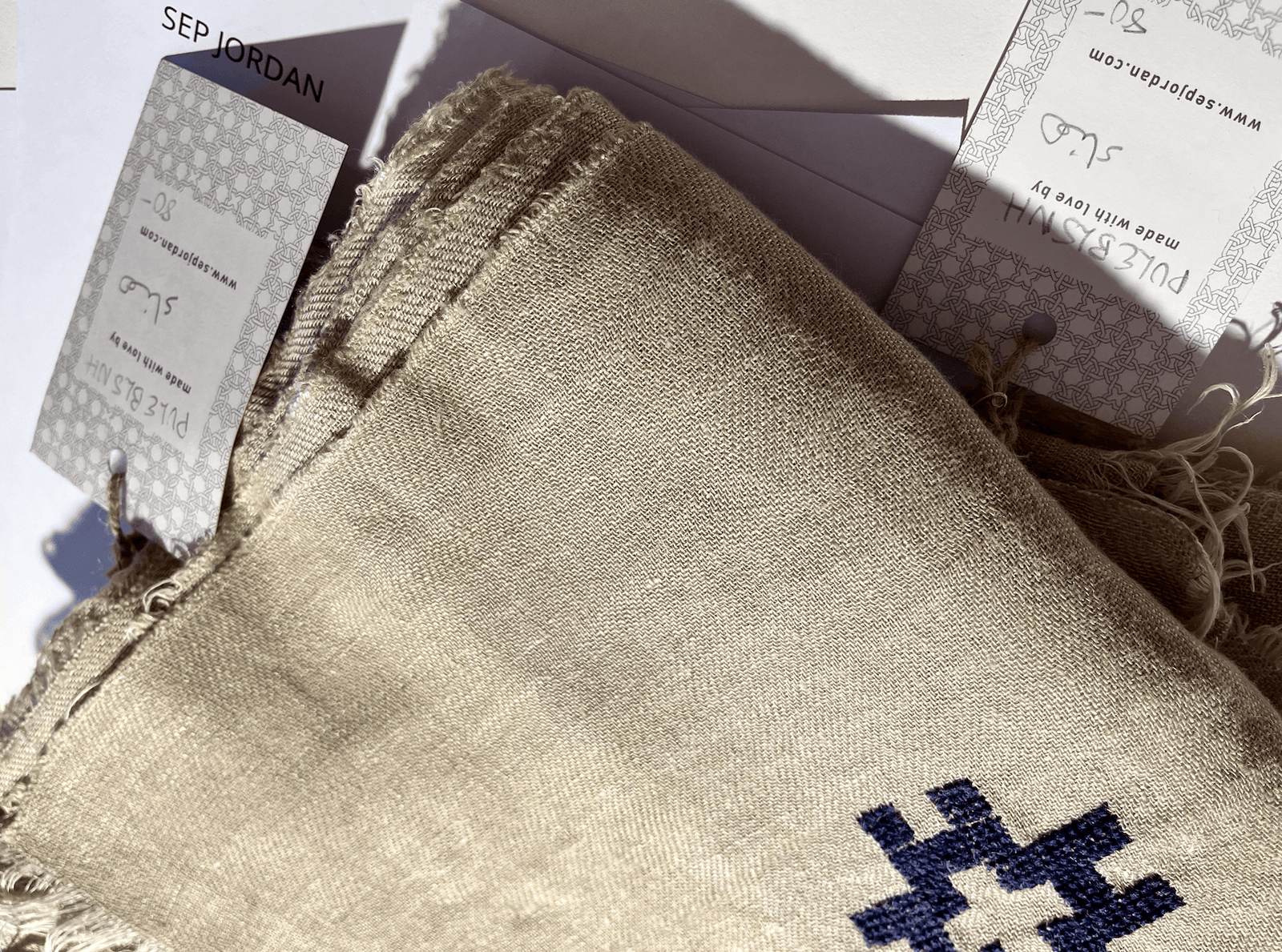 PIECE UNIQUE - Beige 100% linen shawls limited edition